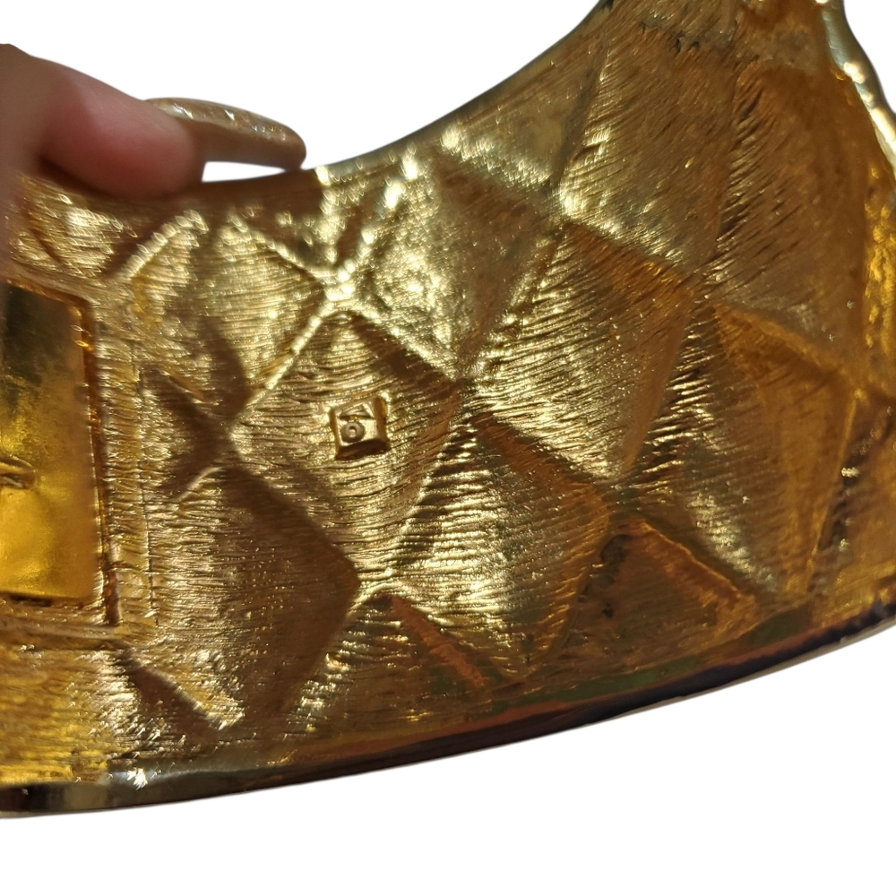 LES BERNARD VO Massive Gold Quilted Cuff Turquoise Cabochon Cuff Bangle Bracelet - Picture 4 of 4